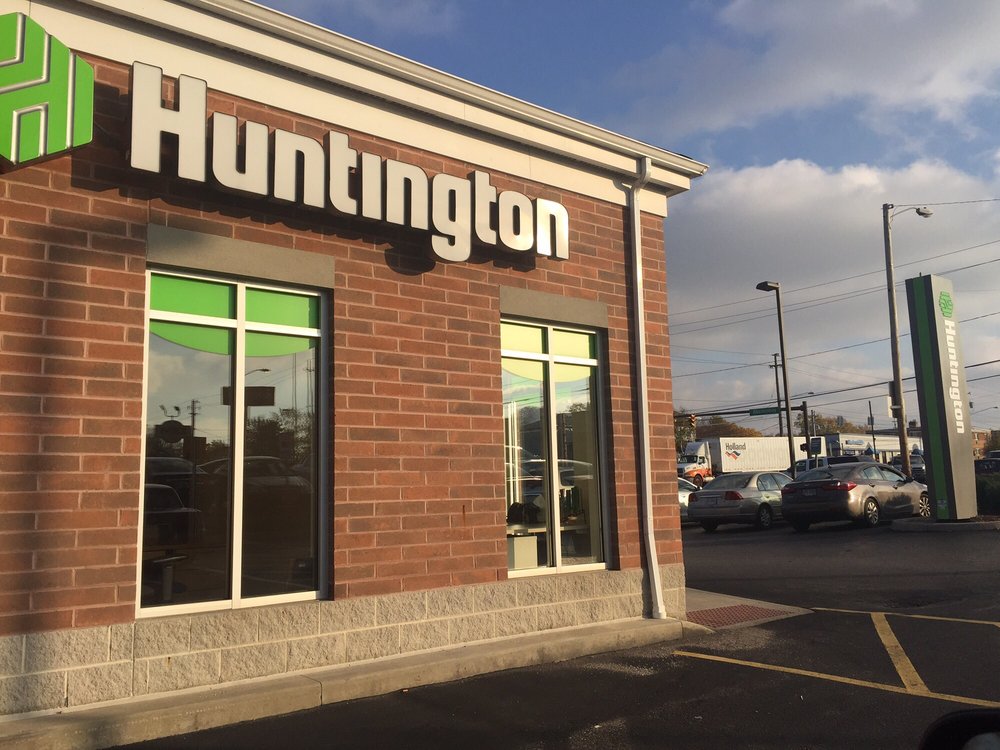 HUNTINGTON BANK Updated September 2024 4260 Ridge Rd, Brooklyn