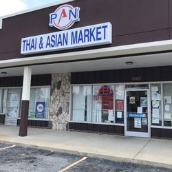 Pan's Thai Market - A Thai market! It was pretty quiet on a Monday morning but they have a lot of things and I was able to get all my Asian groceries.