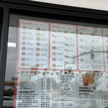 Randy's Donuts - Donuts Near Me - Inglewood, California
