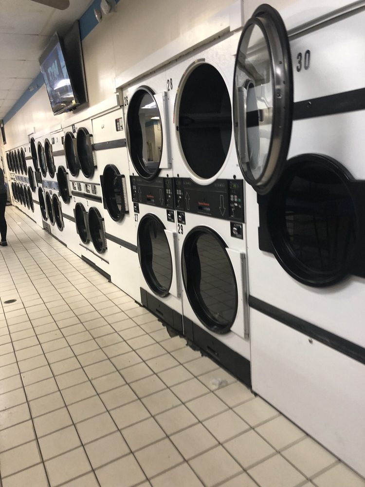FAIRFAX LAUNDROMAT Updated August 2024 6353 Columbia Pike, Falls