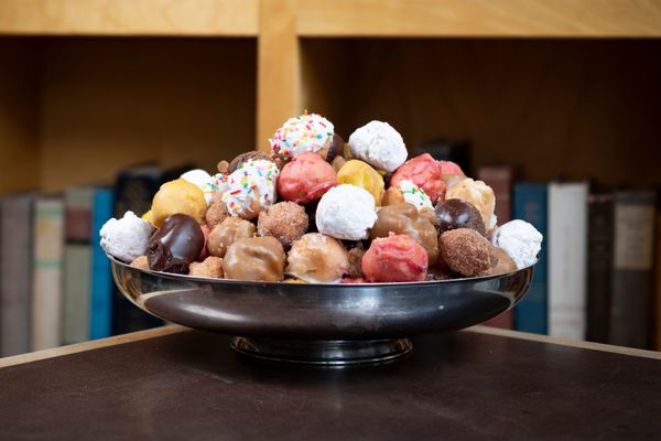Top Pot Doughnuts by null