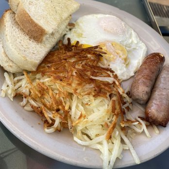 Priest Station Cafe - 2 egg breakfast, 2 slices of sausage, toast, hash browns - American Near Me - Big Oak Flat, California Priest Station Cafe - 2 egg breakfast, 2 slices of sausage, toast, hash browns - American Near Me - Big Oak Flat, California