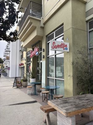 Sweetfin Poke Santa Monica by null