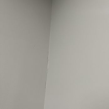 Schuller R D Construction - Addition mudding already showing visible damage and it's only been 3 months since it was redone - General Contractors Near Me - Omaha, Nebraska