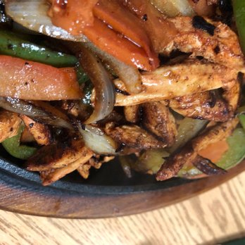 Taqueria El Bronco - Chicken fajitas - Mexican Near Me - Saint Louis, Missouri Taqueria El Bronco - Chicken fajitas - Mexican Near Me - Saint Louis, Missouri