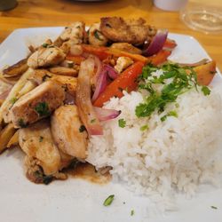 Alpaca Chicken - Pollo Saltado
