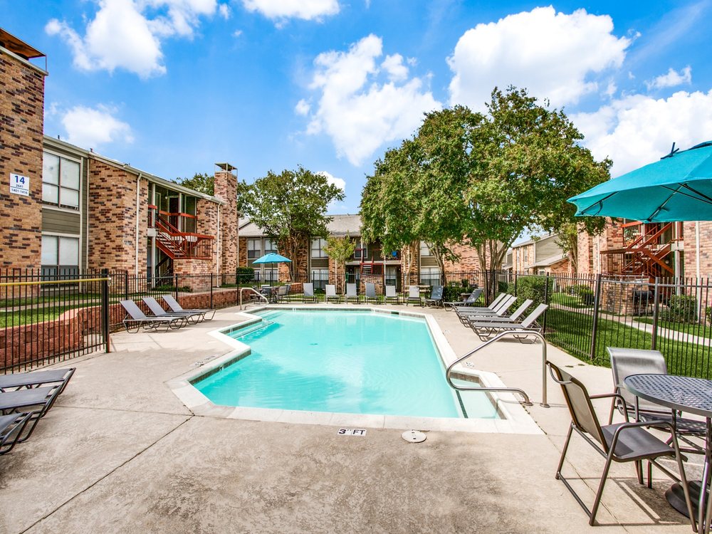 MESQUITE VILLAGE APARTMENTS Updated September 2024 14 Photos & 14