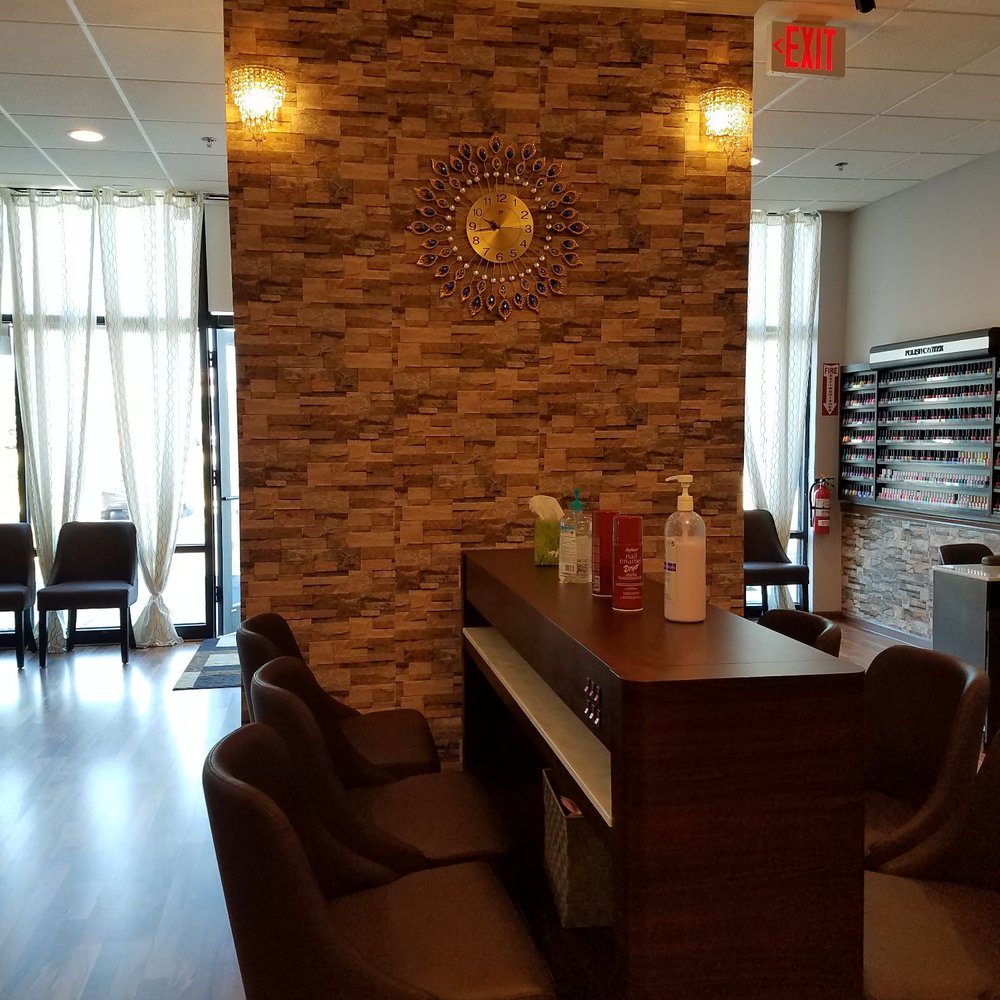 Tracy Nails Spa - Nail Salons Near Me - Oswego, Illinois