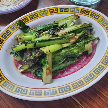 Eem - Wok fried yu choy - Cocktail Bars Near Me - Portland, Oregon