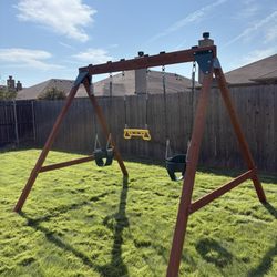 Dallas Playsets - Swingset