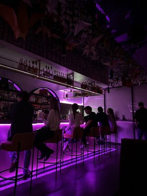 Hidden Bar by null