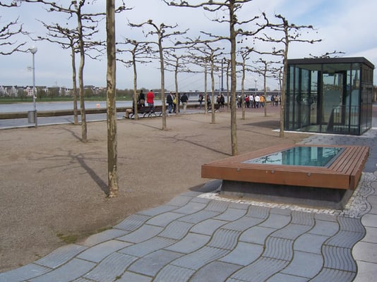 Kunst im Tunnel by null