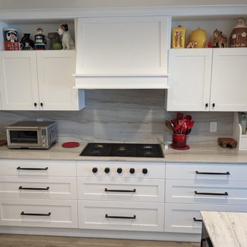 Western States Cabinets - Lisa talked me into larger drawers because you can fit more into each one and I am so glad she did! - Cabinetry Near Me - Brea, California Western States Cabinets - Lisa talked me into larger drawers because you can fit more into each one and I am so glad she did! - Cabinetry Near Me - Brea, California