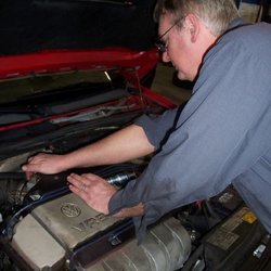 Redline Auto Service - Owner Scott Randall