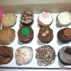 Pau Cakes suc. Francisco de Montejo - Paquete de 12