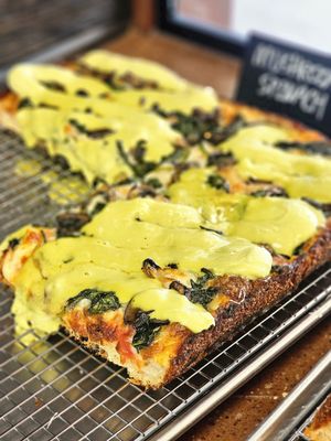 KIZZA PIZZA by null
