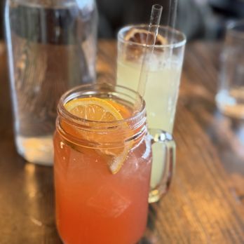L'Gros Luxe - Passion fruit drink(Special drink) - Breakfast & Brunch Near Me - Longueuil, Quebec