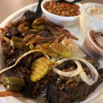 Elwood's Shack - Combo brisket and burnt ends - Barbeque Near Me - Memphis, Tennessee