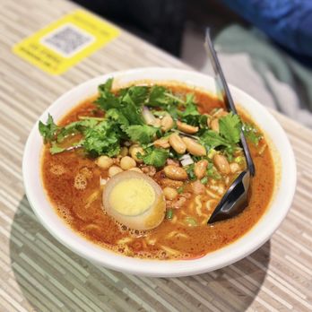 Hey Noodles - Minced pork with peas - regular spicy, regular numb - Chinese Near Me - Toronto, Ontario Hey Noodles - Minced pork with peas - regular spicy, regular numb - Chinese Near Me - Toronto, Ontario