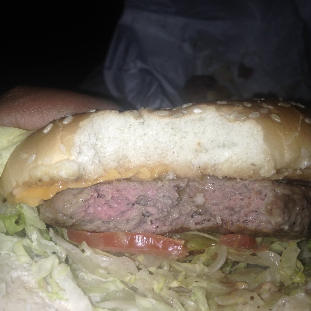 Sr Cliff's - Food not cook fully and lettuce wilted fries cold because she was talking to people - Mexican Near Me - Compton, California