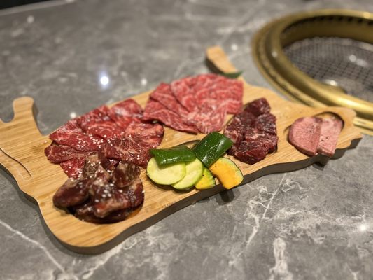 Ishoni Yakiniku by null