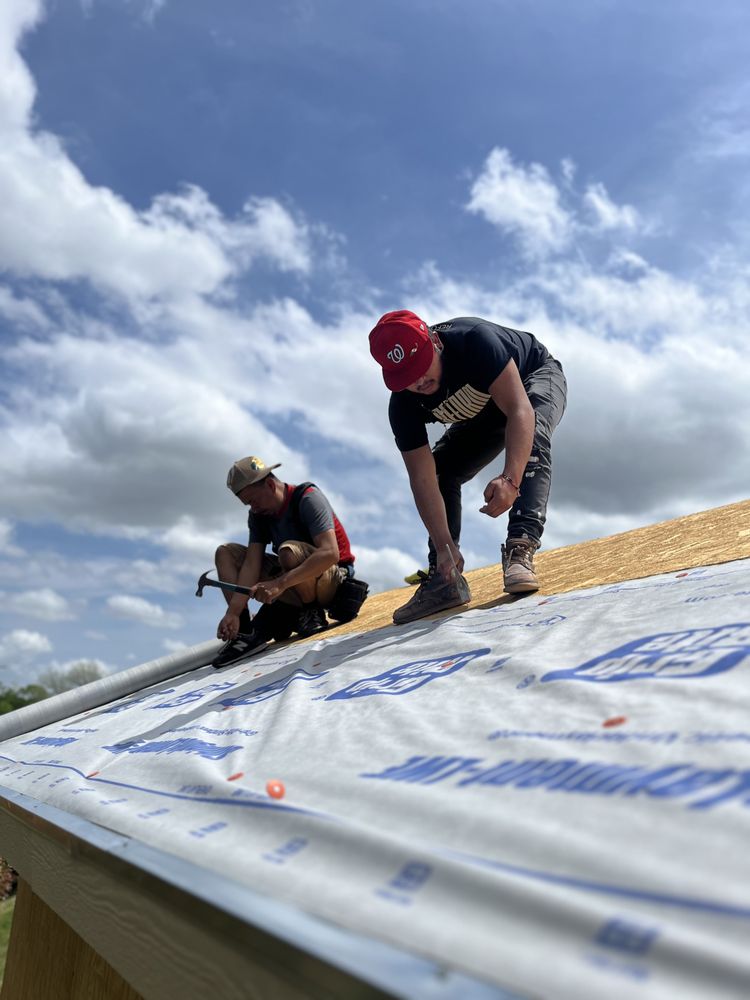 Slide of 4 U Roofing and Construction