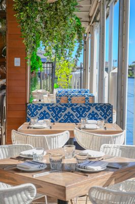 GG's Waterfront by null