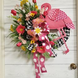 Picture Perfect Frames & Gifts - Wreaths!