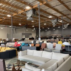 Design Within Reach - Oxnard Outlet - Inside
