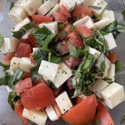 DiLeo's Pizzeria - Tomato, Basil and Fresh Mozzarella Salad