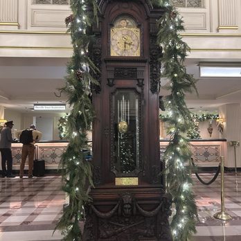 Hotel Monteleone - Lobby - Hotels Near Me - New Orleans, Louisiana Hotel Monteleone - Lobby - Hotels Near Me - New Orleans, Louisiana