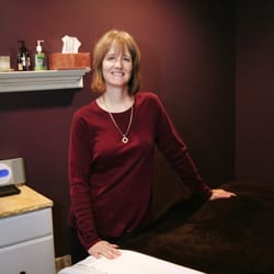 Evans Family Chiropractors - massage therapy