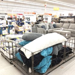 Big Lots - Big Lots Cape May -- Pillows galore all over. Never saw so many! (Is this b/c it's a shore town w/ rentals to stock, or V-day, or what?)