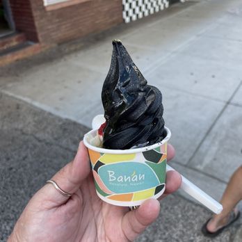 Banan - Kaimuki - Ice Cream & Frozen Yogurt Near Me - Honolulu, Hawaii