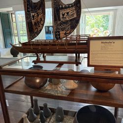 Hale Hoikeike - Bailey House Museum