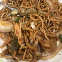 Chicken chow mein Chicken chow mein