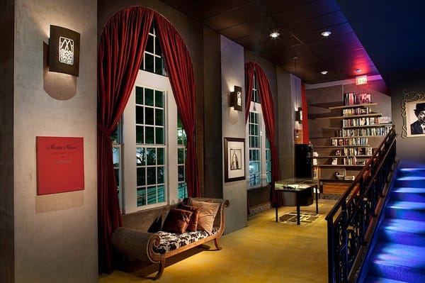 O Cinema South Beach by null