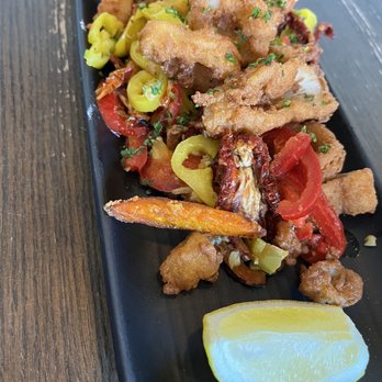 Republic Gastropub - Rhode Island Style Calamari - Gastropubs Near Me - Bloomfield, Connecticut