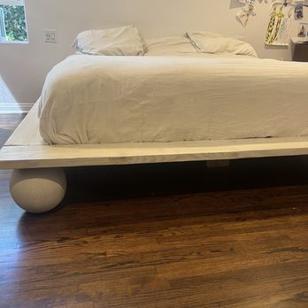 Its Not Trash Designs  - My new bed - Furniture Stores Near Me - Los Angeles, California