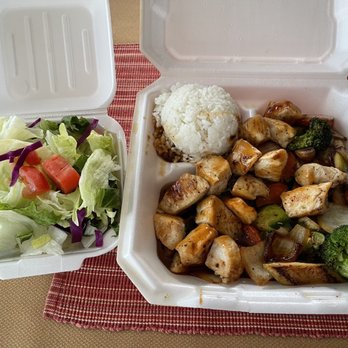 Penguin's Kitchen - Teriyaki Chicken Hibachi - Noodles Near Me - Liberty, Missouri Penguin's Kitchen - Teriyaki Chicken Hibachi - Noodles Near Me - Liberty, Missouri