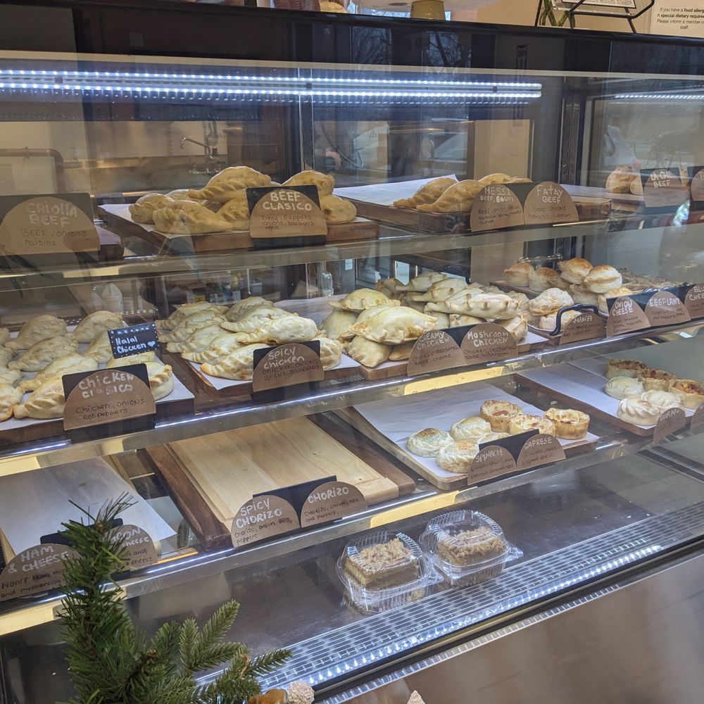 Che Empanada - Empanada display - Argentine Near Me - Cambridge, Massachusetts