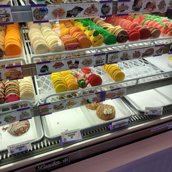 Momma Mondragon’s Macarons - Macarons Near Me - Moreno Valley, California