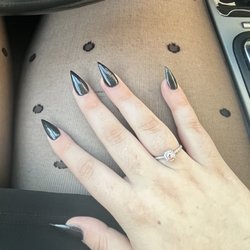 Lyly Nail's & Spa - Nails