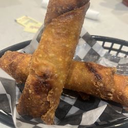 Chandaleur Island Brewing Company - Pork and vegetable egg rolls