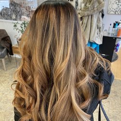 Davida's salon