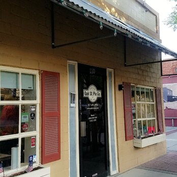 Oak St. Pie Co. - Desserts Near Me - Roanoke, Texas