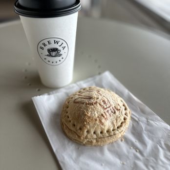 Brewja Coffee - Honey latte w raspberry coyota - Coffee & Tea Near Me - San Lorenzo, California Brewja Coffee - Honey latte w raspberry coyota - Coffee & Tea Near Me - San Lorenzo, California