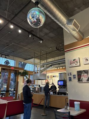 Scottie's Pizza Parlor NW by null