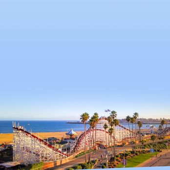 The Giant Dipper - Giant Dipper ocean views at the Santa Cruz Beach Boardwalk - Amusement Parks Near Me - Santa Cruz, California The Giant Dipper - Giant Dipper ocean views at the Santa Cruz Beach Boardwalk - Amusement Parks Near Me - Santa Cruz, California