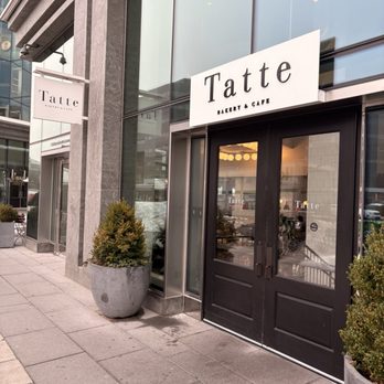 Tatte Bakery & Cafe | Capitol Crossing - Outside - Breakfast & Brunch Near Me - Washington, DC, District of Columbia